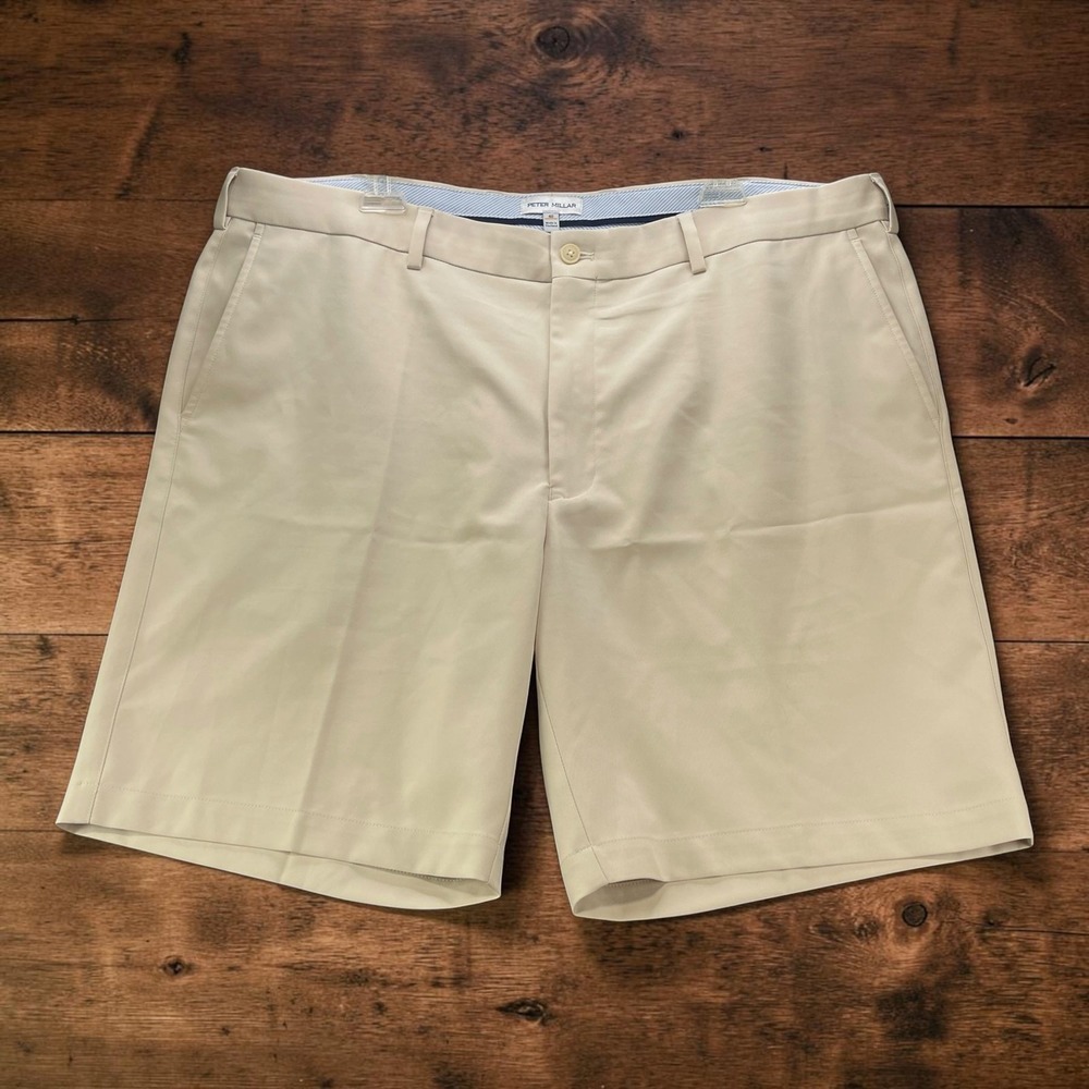 Peter Millar Salem Classic Fit Performance Golf Shorts Mens 40 Beige 9" Inseam